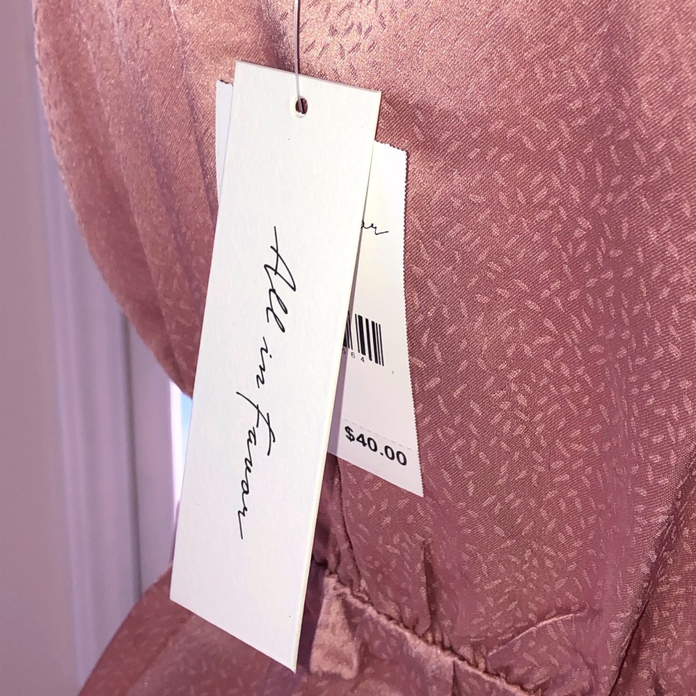 Nordstrom NWT Delicate Pink Jacquard Surplice Camisole Layering Top XS - Picture 6 of 16